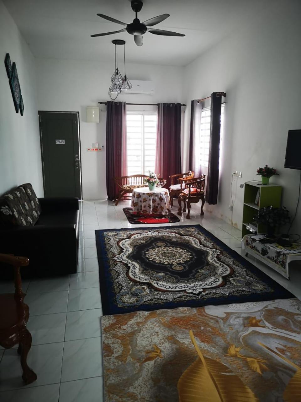 Homestay D'Mama Ifor Muslimi Tanjong Malim Zimmer foto